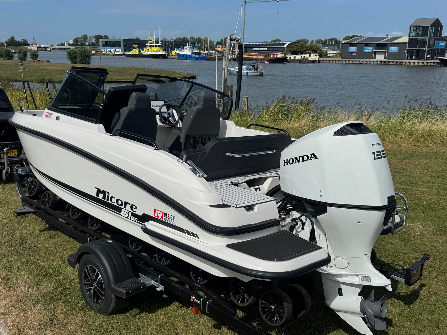 Micore 61BR Honda 135pk