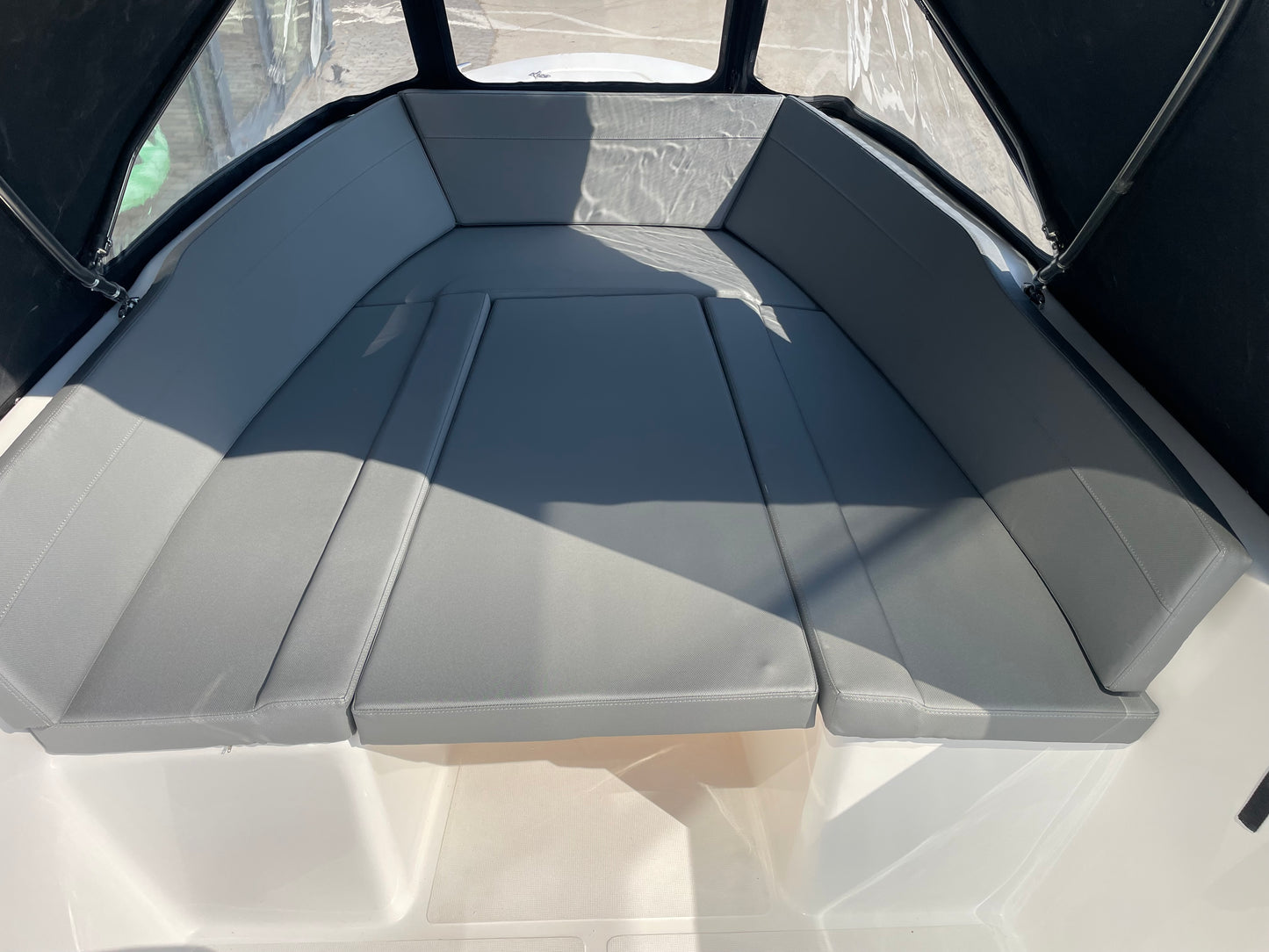 Nieuwe Vidini 530 tender met Honda 15pk