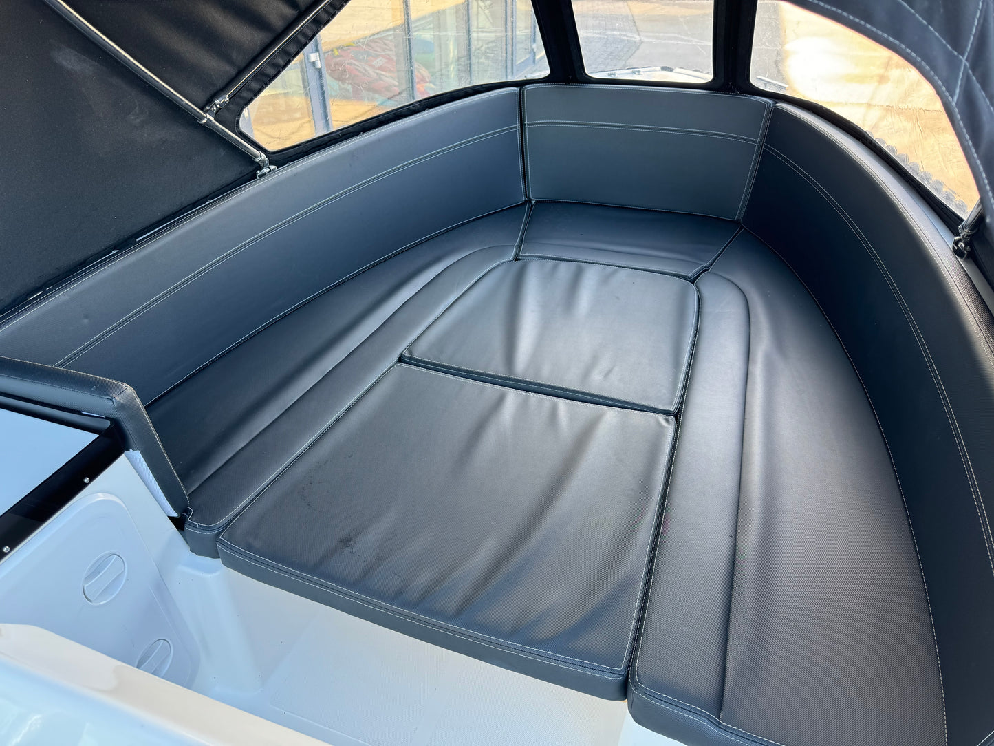 Jong gebruikte Vidini 525 lounge sloep met Honda 15pk Zeer compleet
