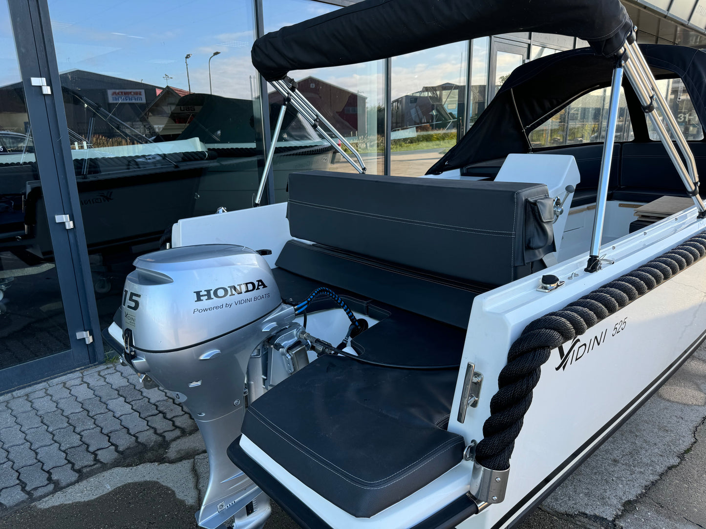 Jong gebruikte Vidini 525 lounge sloep met Honda 15pk Zeer compleet