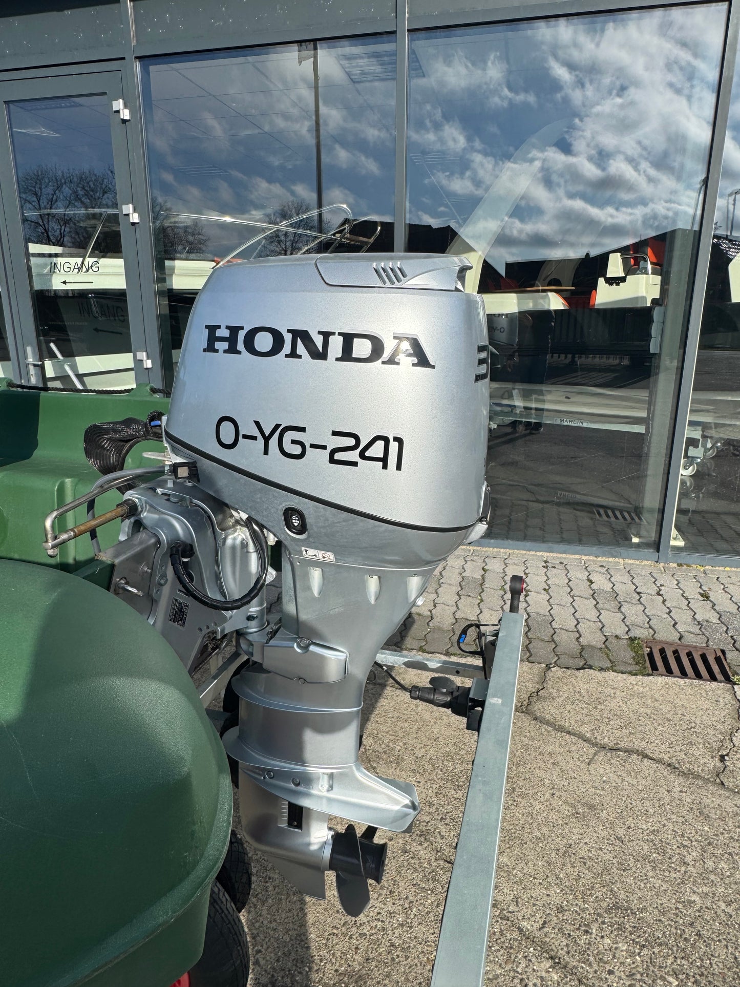 Whaly 435 met Honda 30pk complete en onderhouds vrije boot