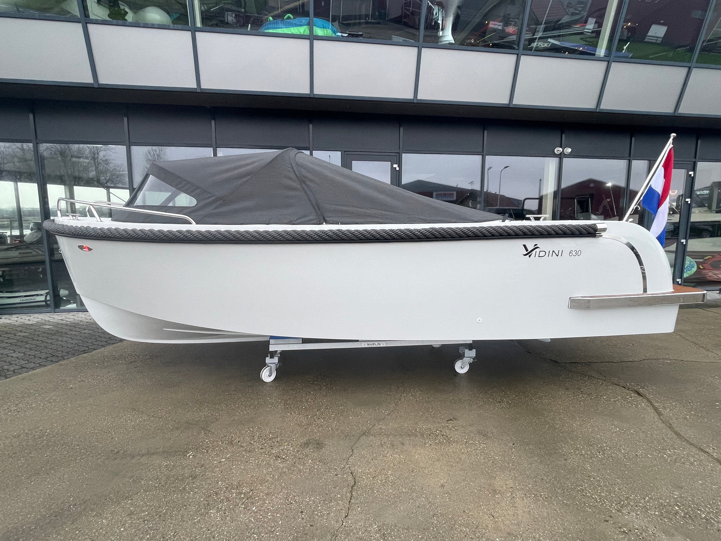 Nieuwe Vidini 630 tender met Honda 60pk Fantastische tender sloep