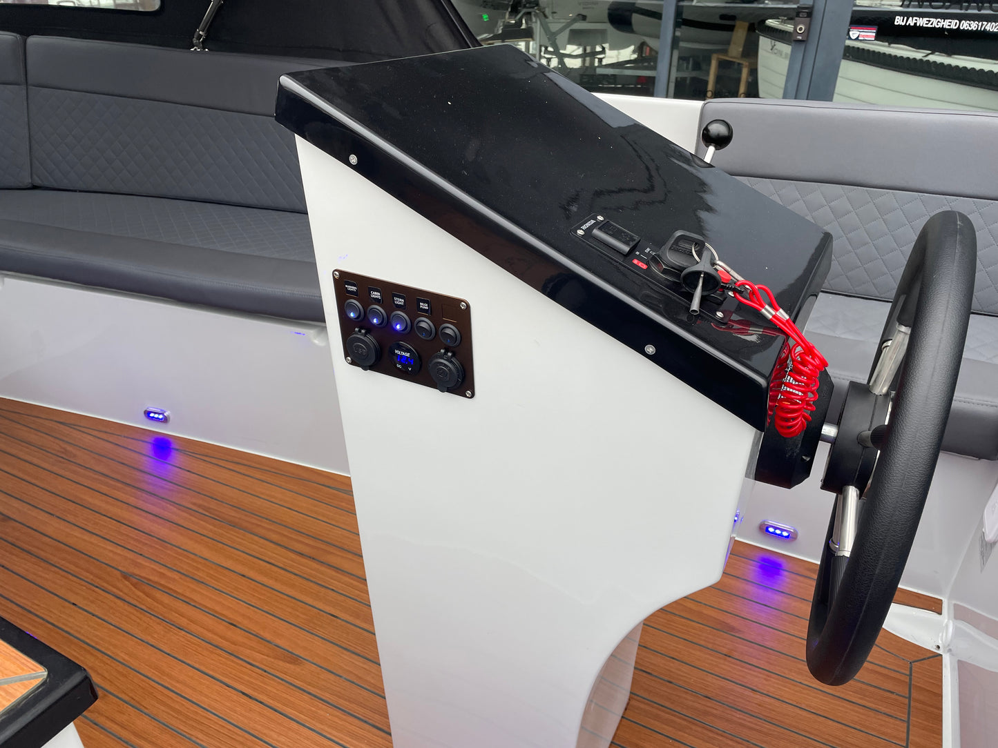 Nieuwe Vidini 630 tender met Honda 60pk Fantastische tender sloep