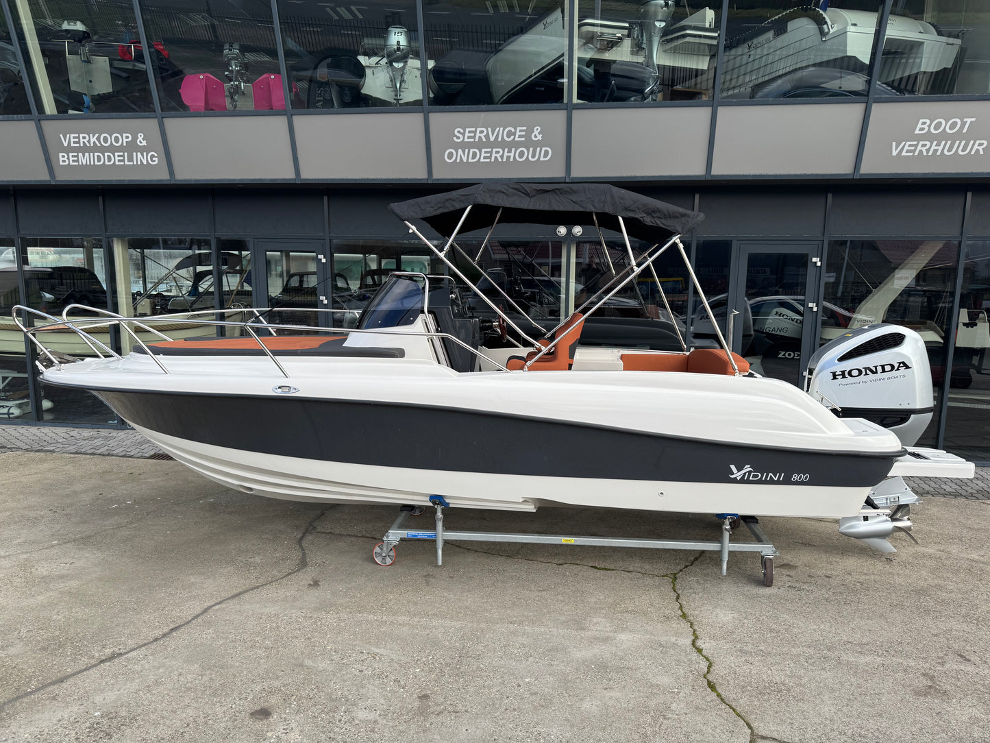 Vidini 800 met Honda 250pk Luxe en Comfort , Full options