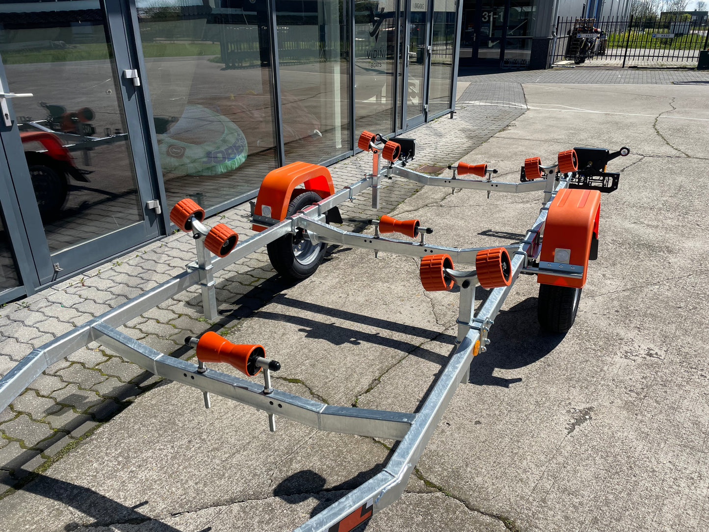 Thomas trailer 750kg *Waterdichte led* verlichting V-frame