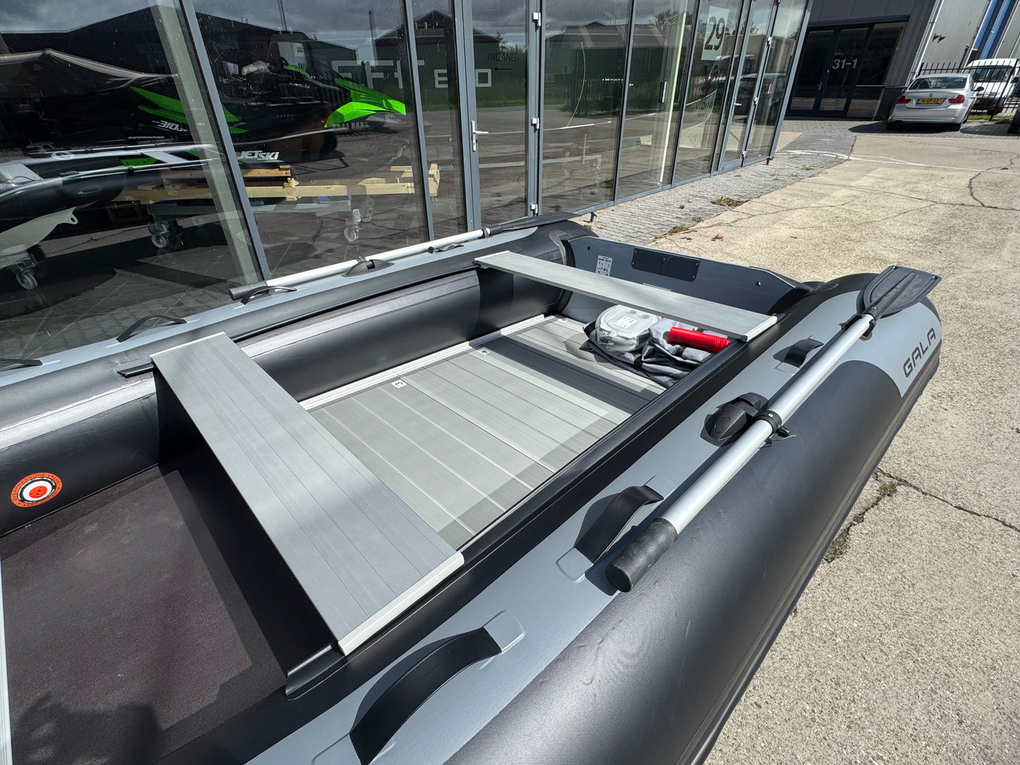 Gala F360 aluminum vlonder