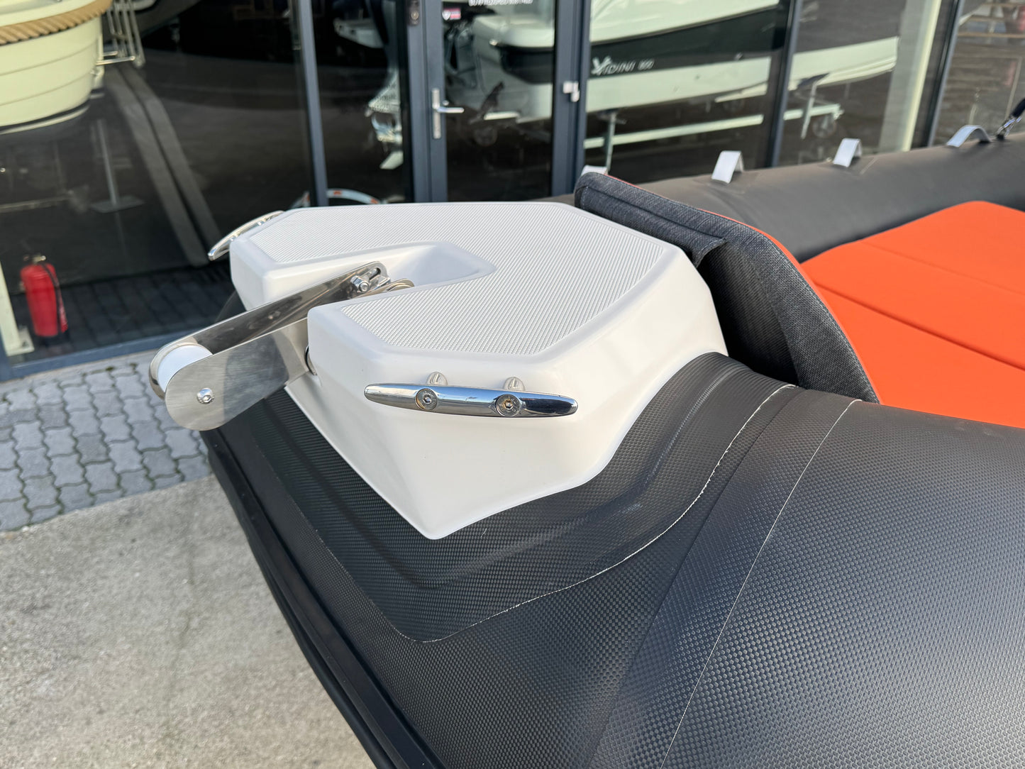 Zodiac Medline 7.5 met Honda 250pk Full options Als nieuw