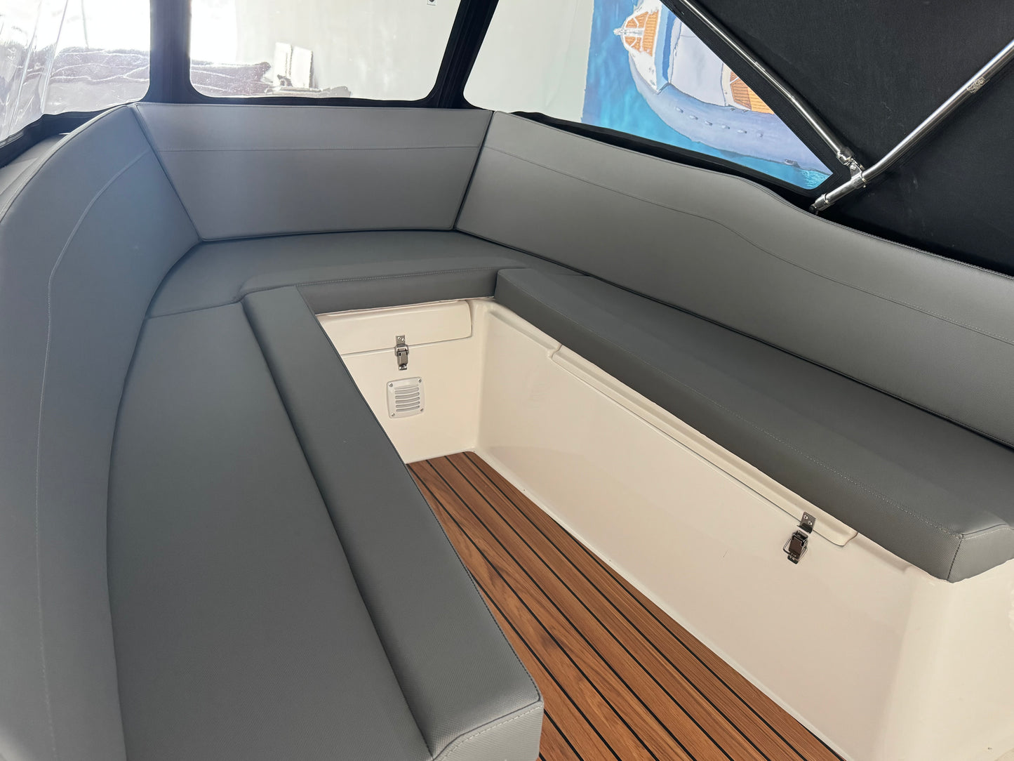 Nieuwe Vidini 530 tender met Honda 15pk