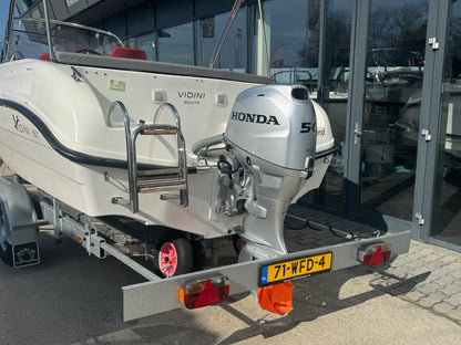 Vidini 560 sundeck Honda 50pk Marlin trailer *als nieuw*