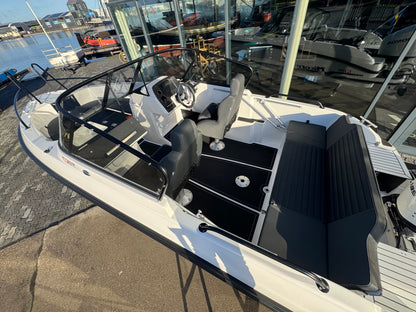 *Nieuw* Micore 61BR R-design met Honda 135pk *Zweedse kwaliteit*