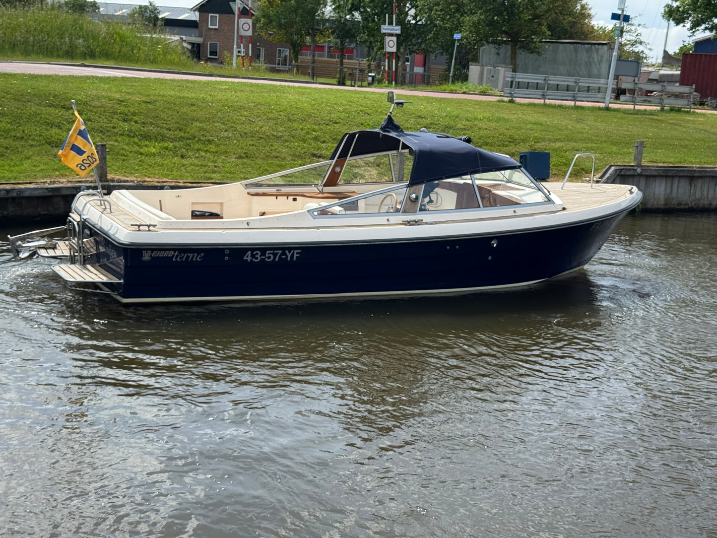 Fjord terne 24 Yanmar 4cil. diesel 2 slaapplaatsen Zeer compleet