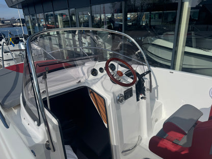 Vidini 560 sundeck Honda 50pk Marlin trailer *als nieuw*